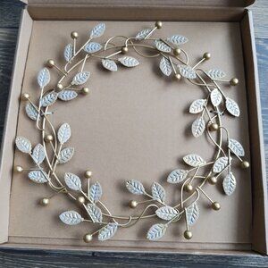 NWT Canvas N Decor Golden Berry Metal Wreath (from the Winter 2025 Jilly Box)
